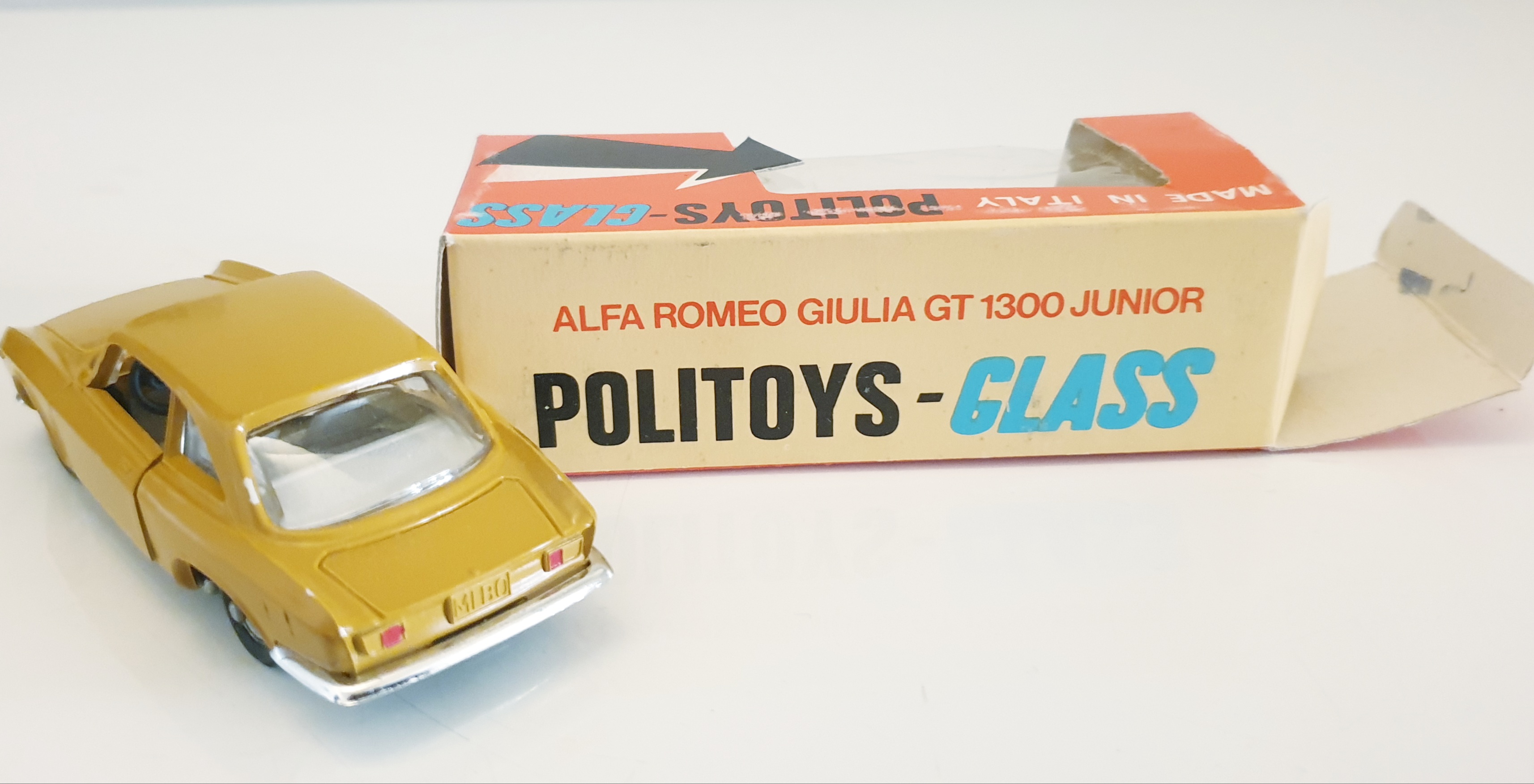 ALFA ROMEO GIULIA GT 1300 Jr