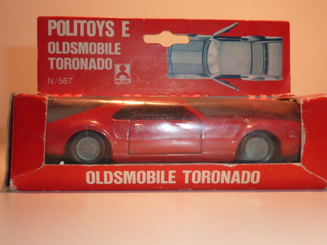 OLDSMOBILE Toronado